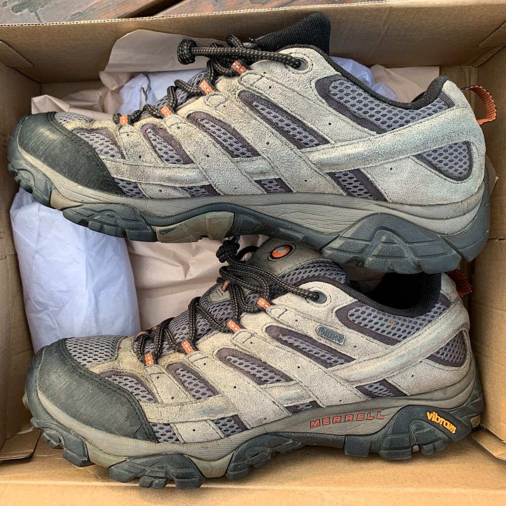 Merrell Men's size 11.5 Gray/Black MOAB Vibram Beluga Hiking Shoe